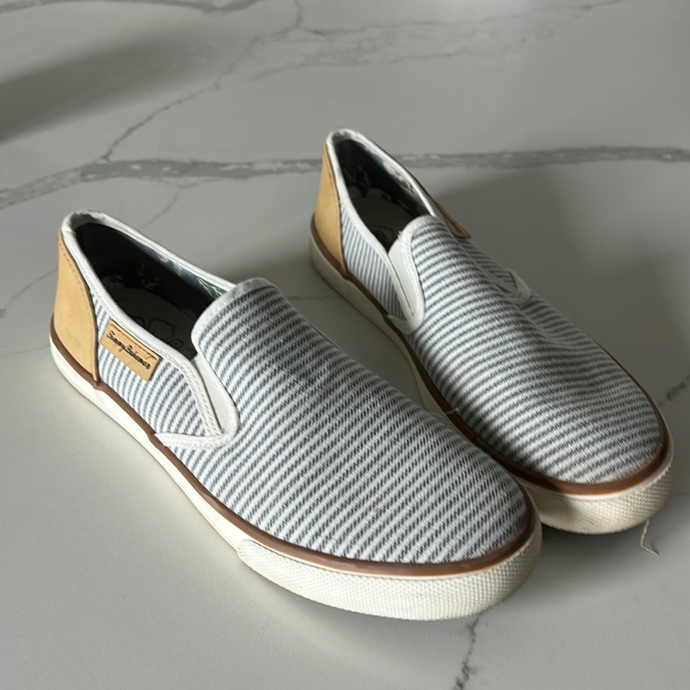 Tommy bahama boat shoes
